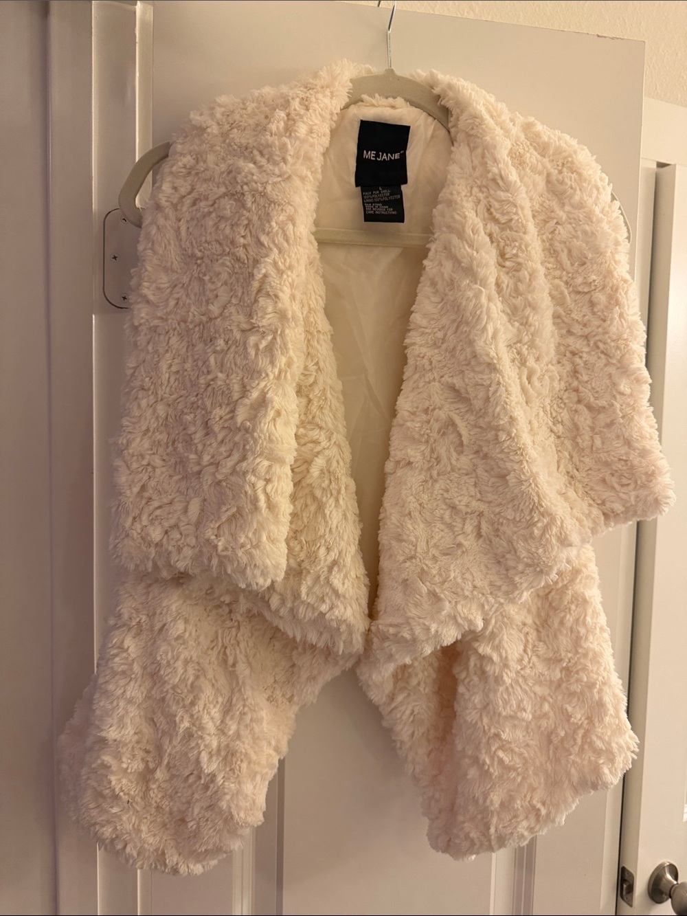 Me Jane Plush Faux Fur Open-Front Jacket in Cream